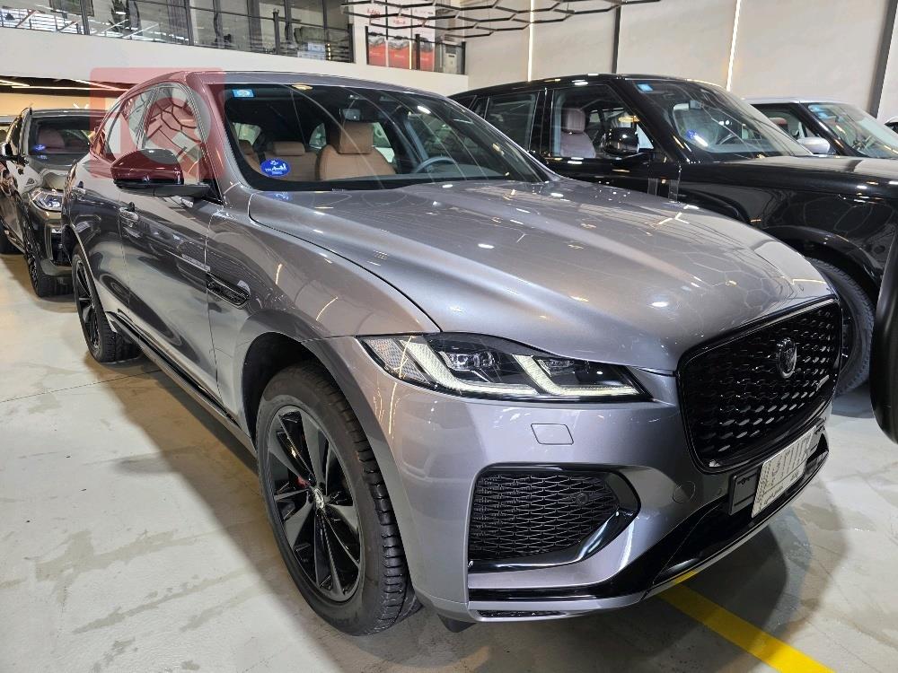 جاگوار F-Pace